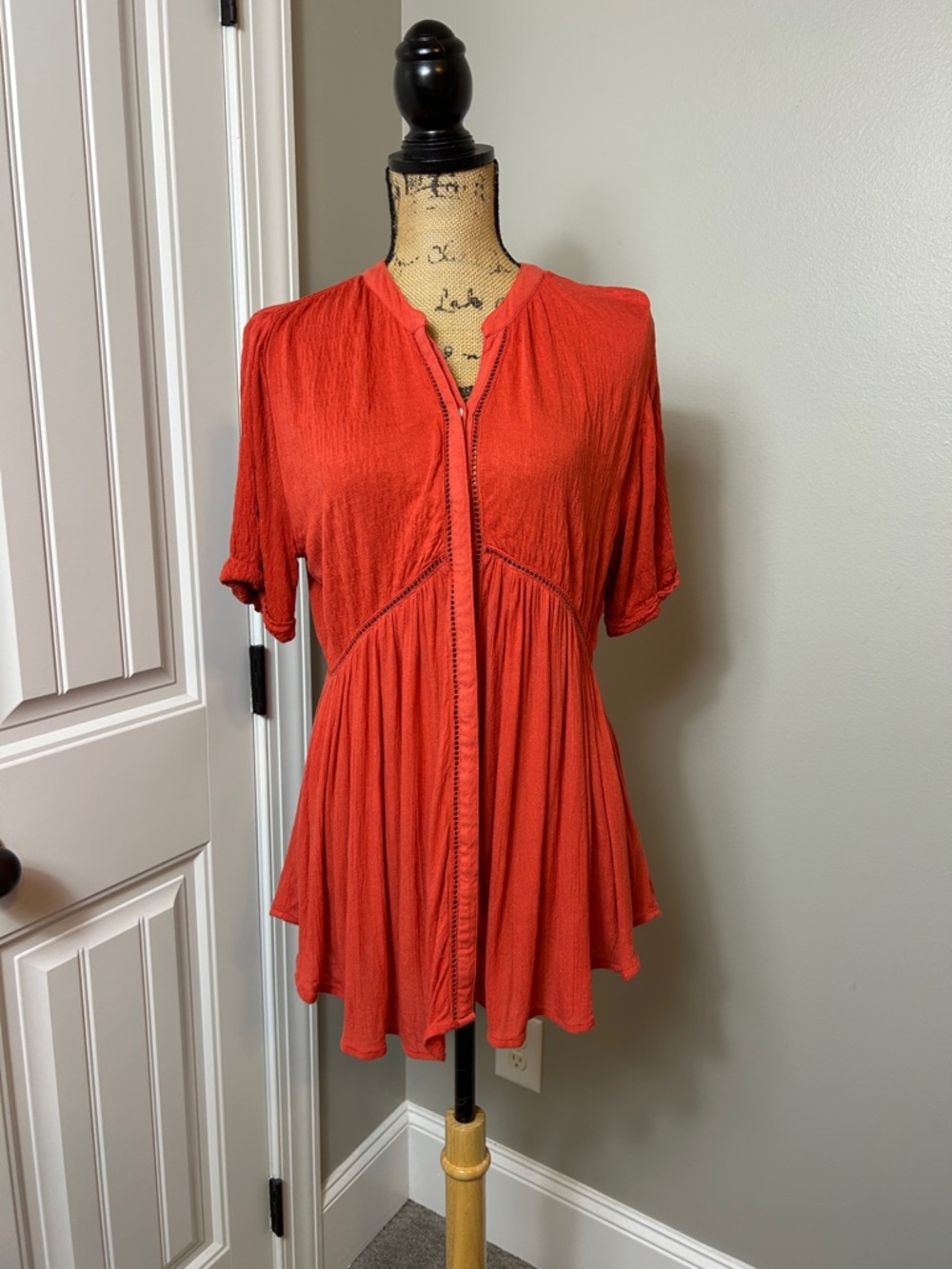 Anthropologie top -Akemi + Kin